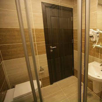 Hotel Guven Шанлыурфа Экстерьер фото